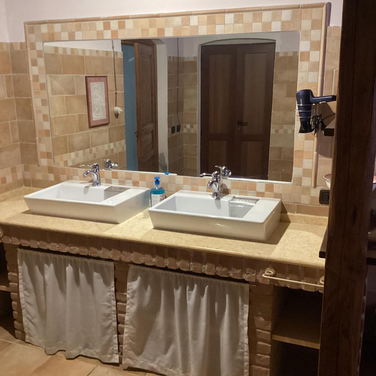 نارني La Vecchia Stalla B&B المظهر الخارجي الصورة